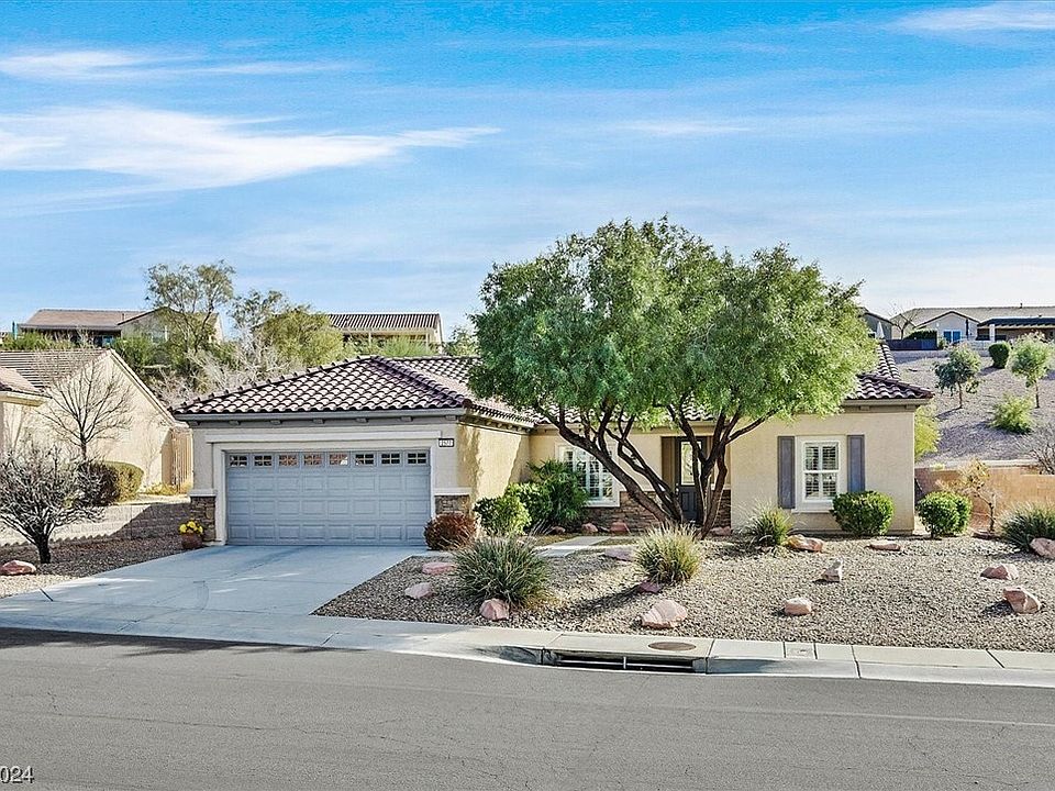 1st image of 2577 Olivia Heights Ave