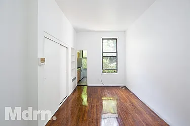 Rented by Mdrn Residential