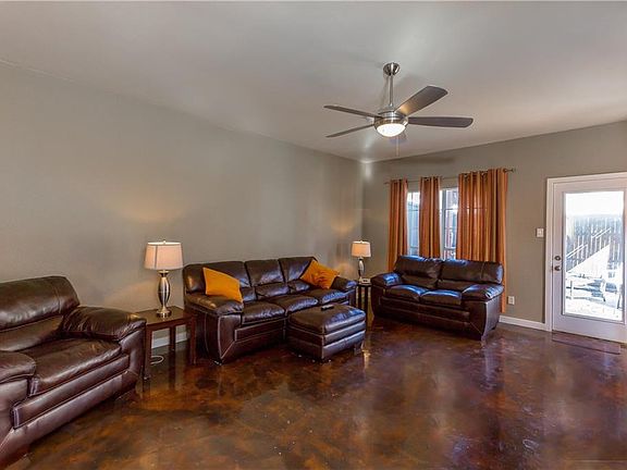 5th image of 711 Willow Oak Dr