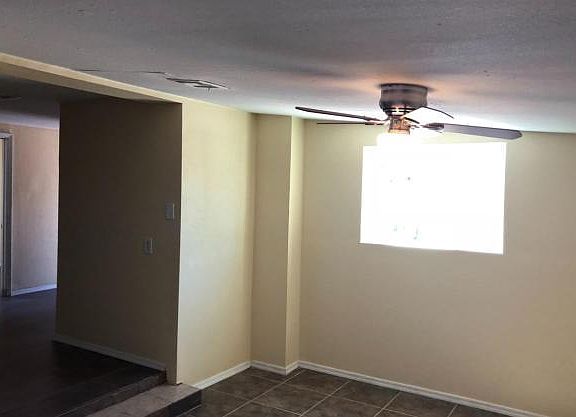 3rd image of 1329 E Cinnabar Ave APT 5