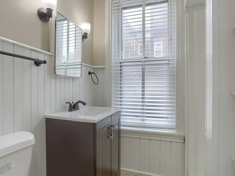 119 Herr St — Photo 10