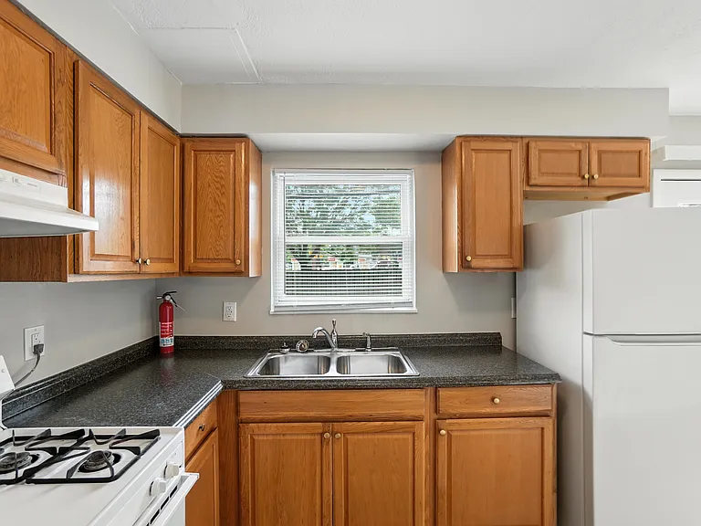 253 S Liberty St #2 — Photo 6