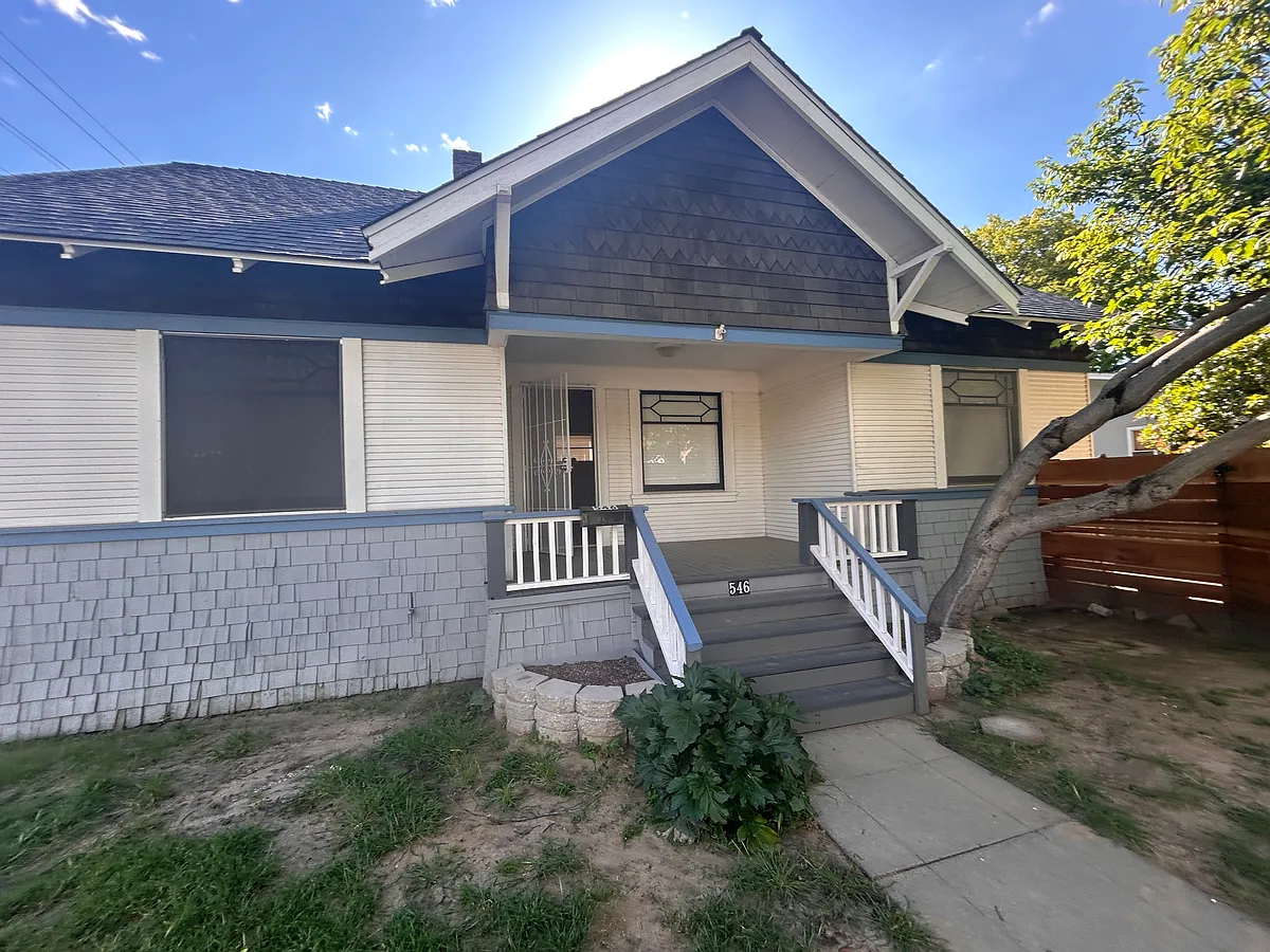 Building Photo - 546 Kimble St