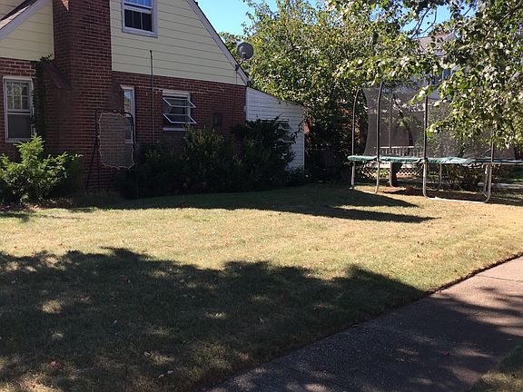 3rd image of 51 Kensington Ave