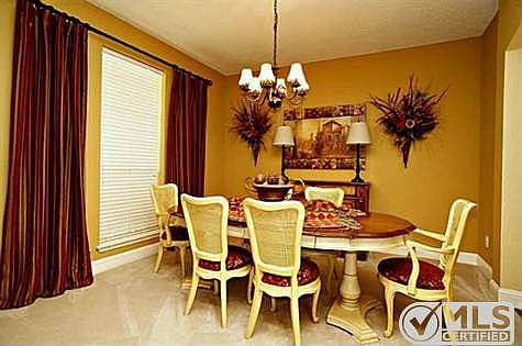 3rd image of 6921 Marigold Ct