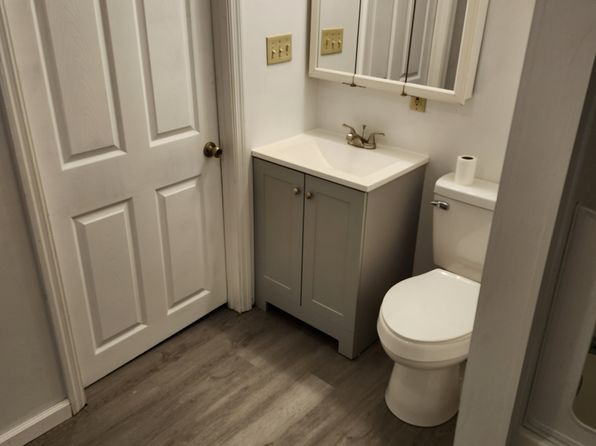 336 S Main St APT 4