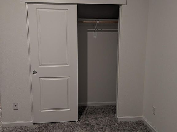 3rd image of 2033 Nokota Way