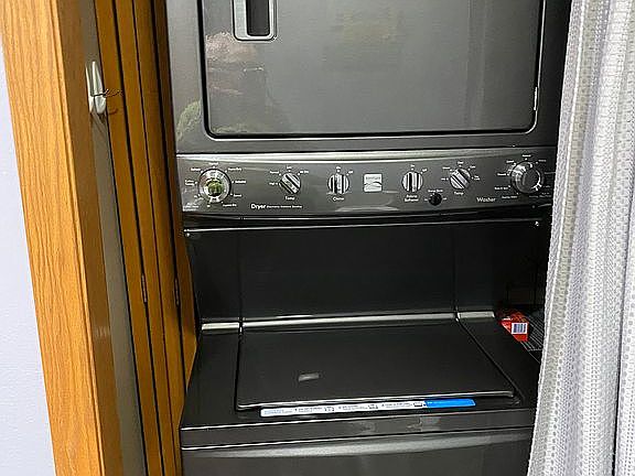 Washer/Dryer hall bathroom