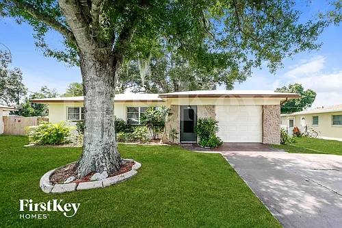 2161 Tropic Ave Photo 1