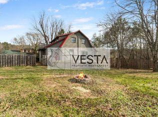 4 Riddle Rd, Swannanoa, NC 28778