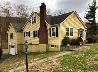 369 Angola Rd, Cornwall, NY 12518