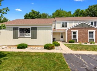 2764 Walden Woods Blvd, Jackson, MI