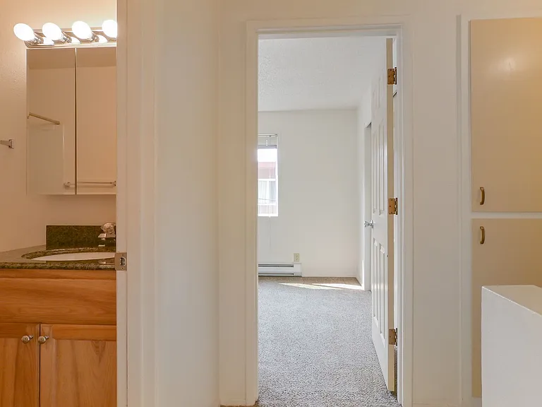 1437 High St — Photo 32