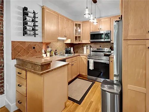 92 Florida St #1 Photo 1