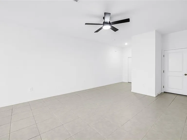 9305 Bonita Mar Dr — Photo 6