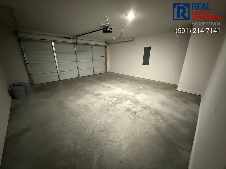 4340 Sloan Dr — Photo 23