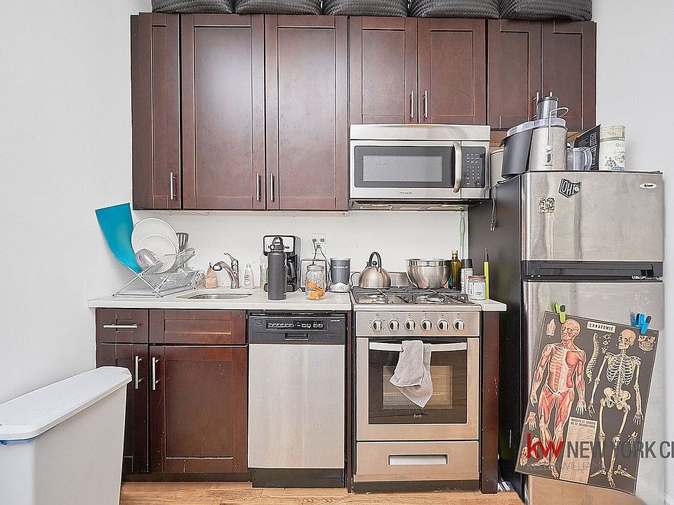 1st image of 120 Macdougal St APT 24