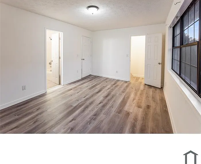 2 bed, 2.5 bath, 1208 sqft, $1,700 — Photo 4