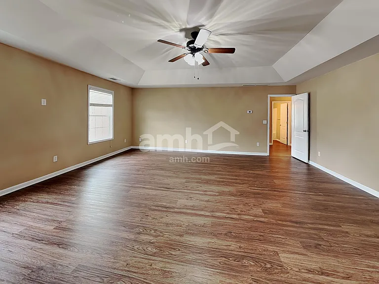 4813 Madison Point Cir — Photo 10