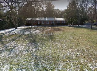 1124 Dooley Dr, Charlotte, NC 28227