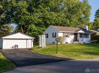 688 Timberwood Dr, Dayton, OH 45430