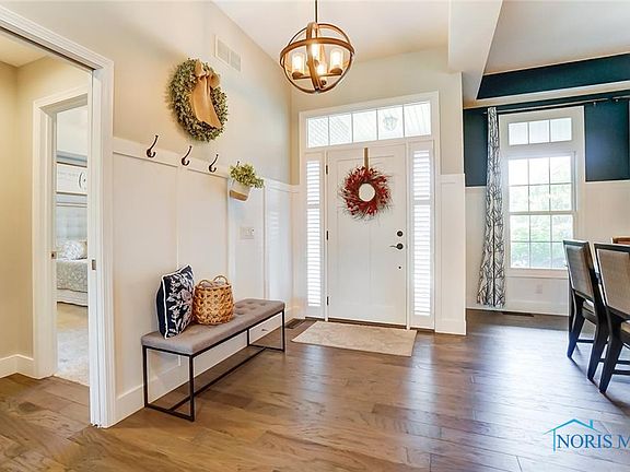4th image of 8508 Tawa Creek Dr