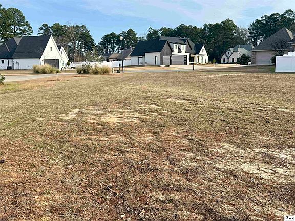 3rd image of 609 Lost Lakes Ct