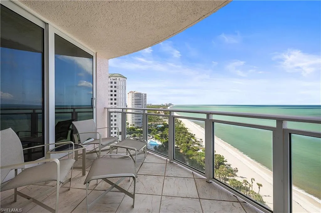 3 bed, 3.0 bath, 2980 sqft, $35,000 — Photo 3