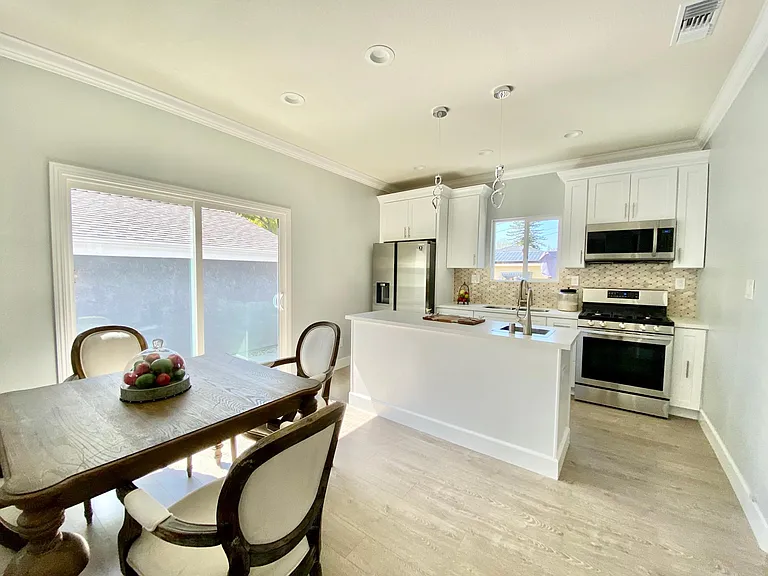 13727 La Cuarta St — Photo 5