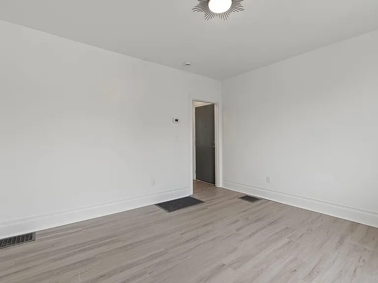 5708-5710 Weldin St #1 — Photo 18