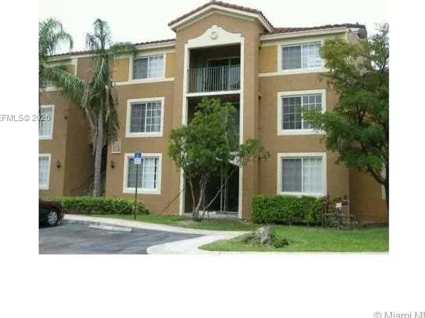 2071 Renaissance Blvd APT 305, Hollywood, FL 33025