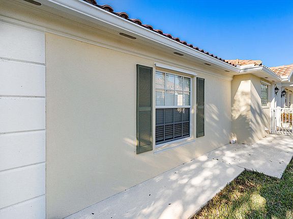 4th image of 9283 SE Hawks Nest Ct