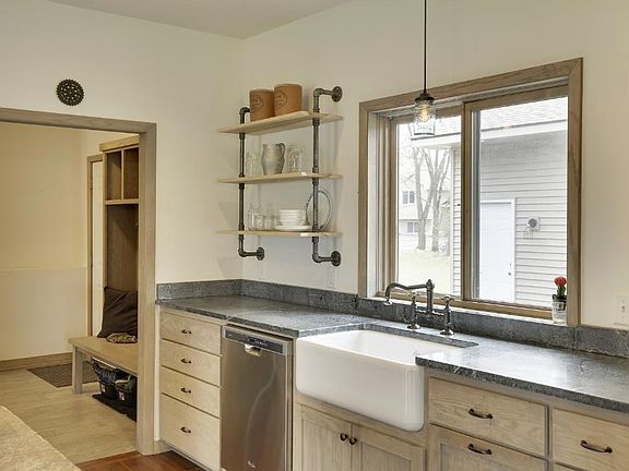 3rd image of 6999 W Shadow Lake Dr