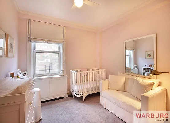 Sold by Warburg | media 22