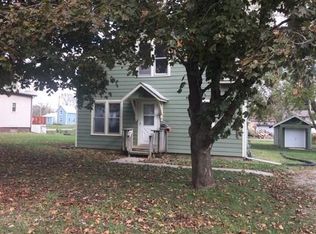 828 E 8th St N, Newton, IA 50208