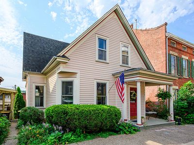 115 N Bench St, Galena, IL, 61036