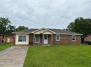 3413 Ken Ave, Pascagoula, MS 39581