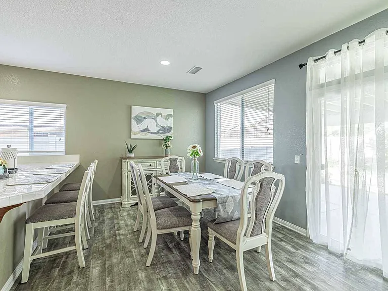 37058 Alton Dr — Photo 8