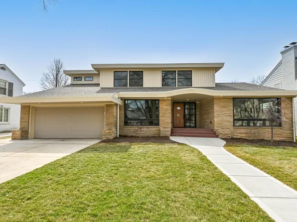 2301 East Glendale AVENUE, Whitefish Bay, WI 53211