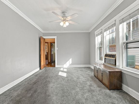 5th image of 2839 N Luna Ave
