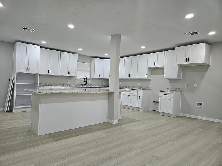 5403 Meadow Creek Ln — Photo 6
