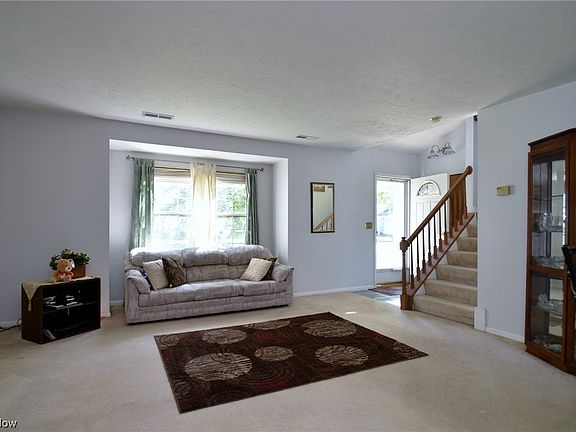 5th image of 7256 Somerset Ct