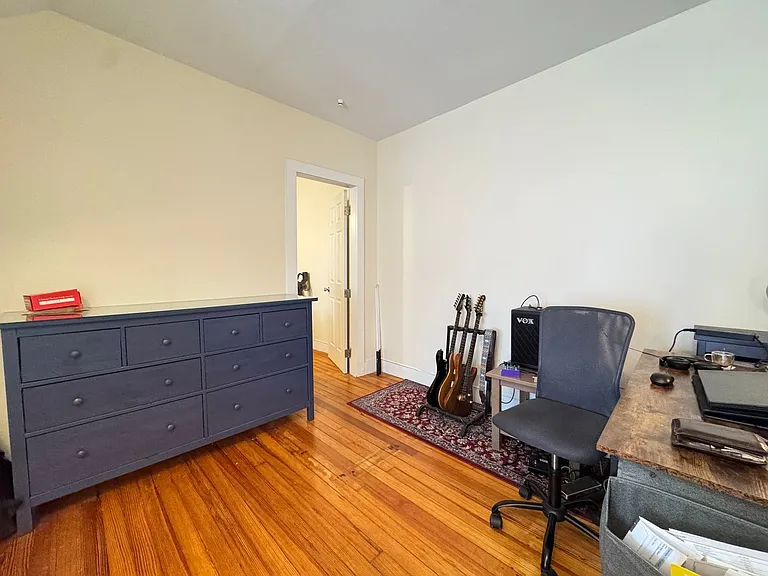 323 Willow St #325 — Photo 5