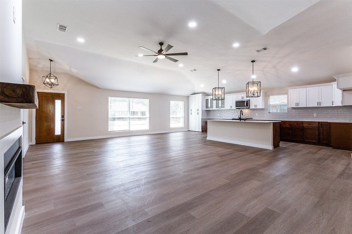 4919 Chilton Dr, Dallas, TX 75227 Zillow