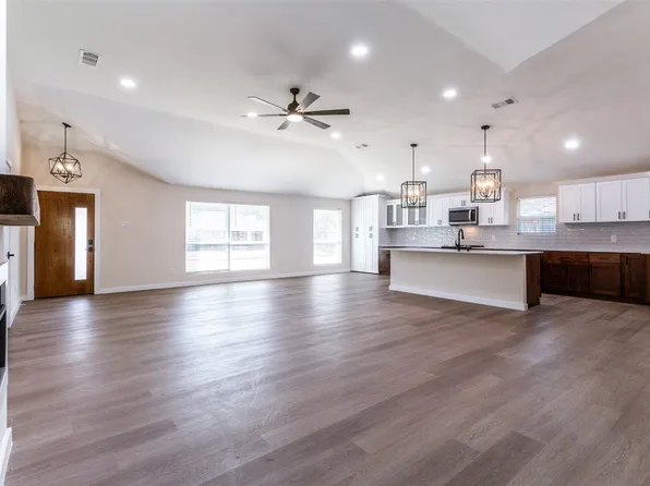 4919 Chilton Dr, Dallas, TX 75227