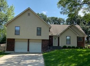 1812 NW 9th Street Ct, Blue Springs, MO 64015