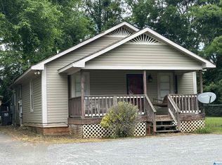 2901 Circle Dr, Bessemer, AL 35023