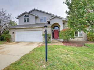 603 Jeffery Dr, Mahomet, IL
