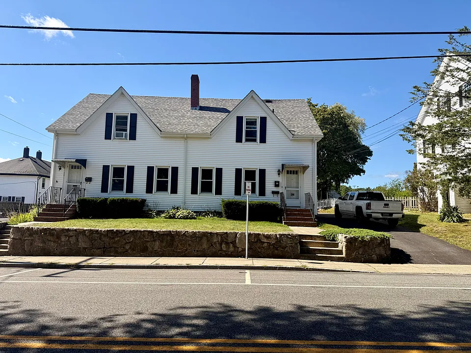 412 Court St #1