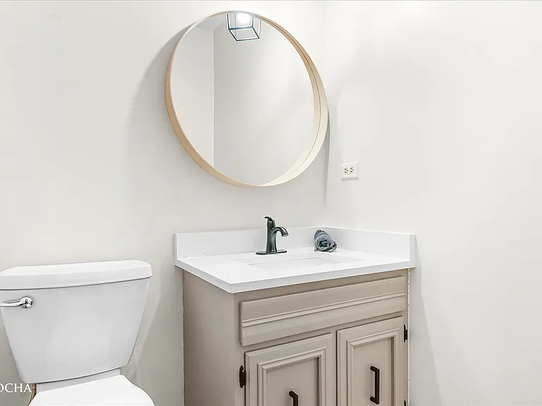 1012 Bainbridge Dr — Photo 22
